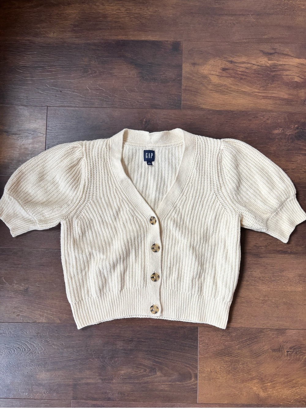 GAP Petite Small Cream Ribbed Puff Sleeve Cardigan
